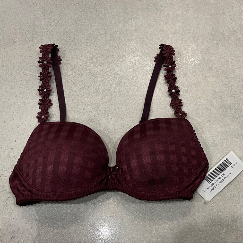 NWT Marie Jo Avery padded push up bra.